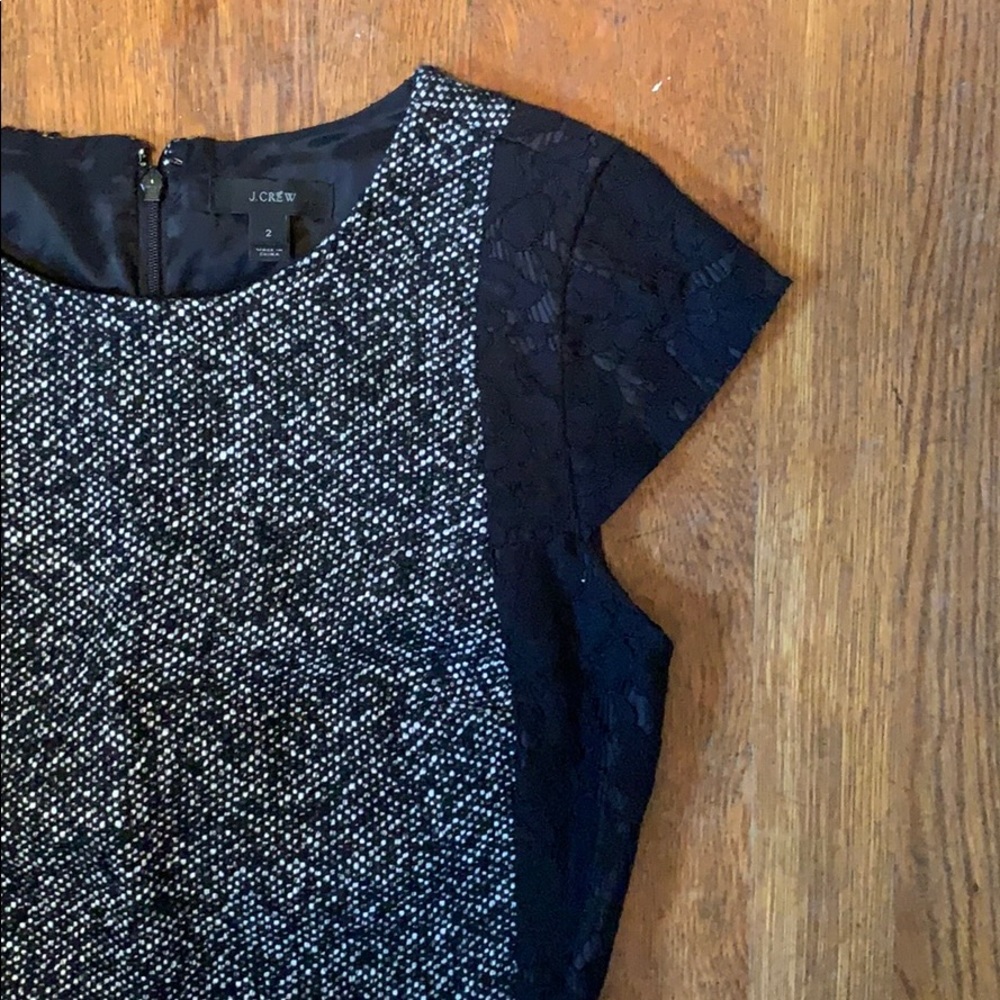 LIKE NEW Size 2 J Crew dress with pockets! - Picture 2 of 3